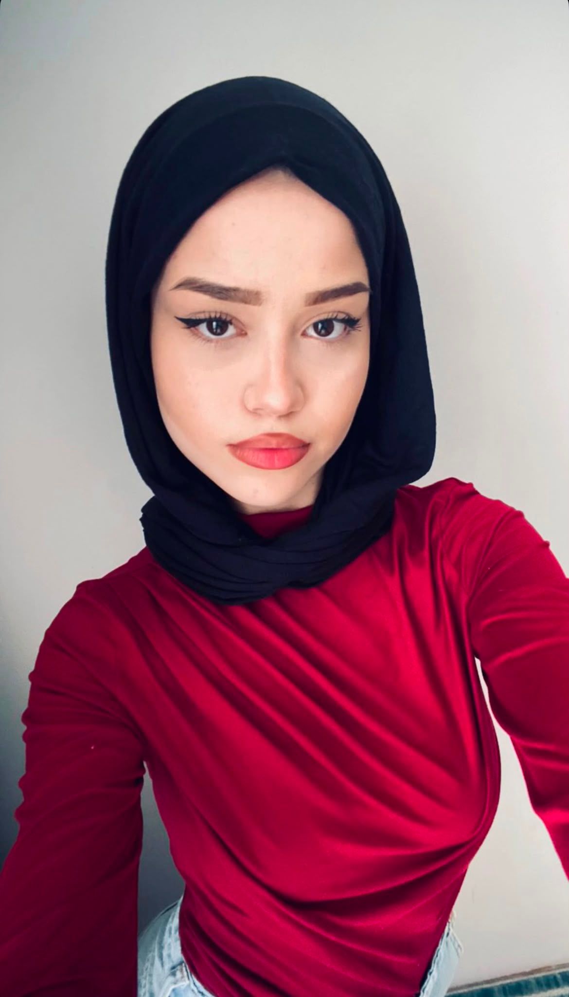 Refahiye Yenilikçi Bayan Escort Bayan Safiye